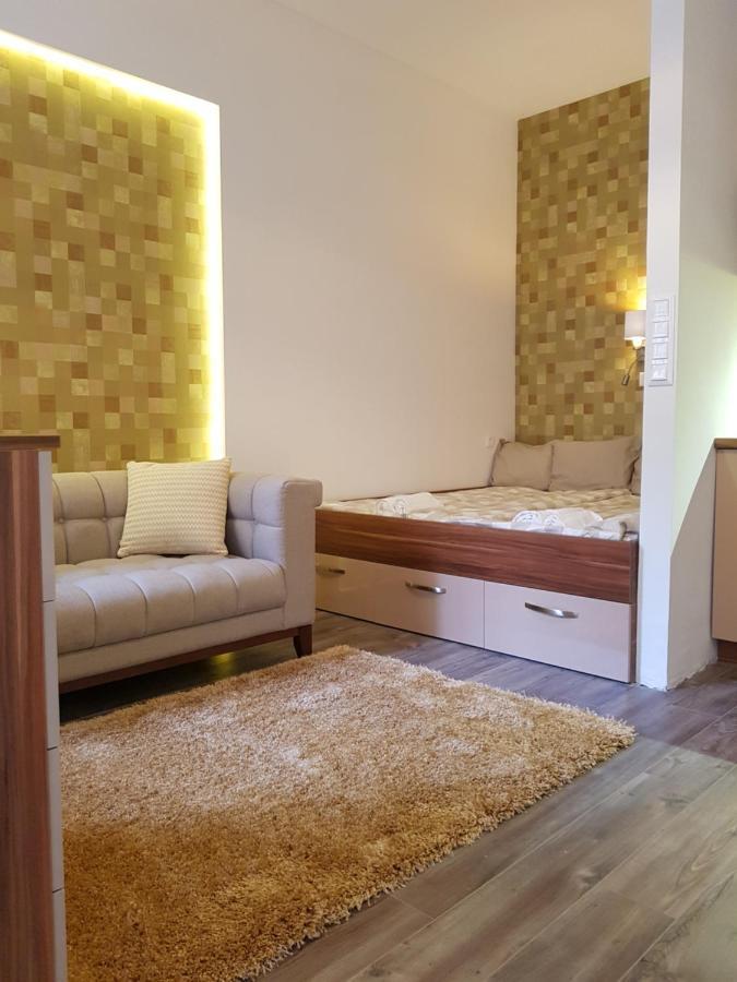 Embassy Studio Apartment Citypark Budapest Exterior foto